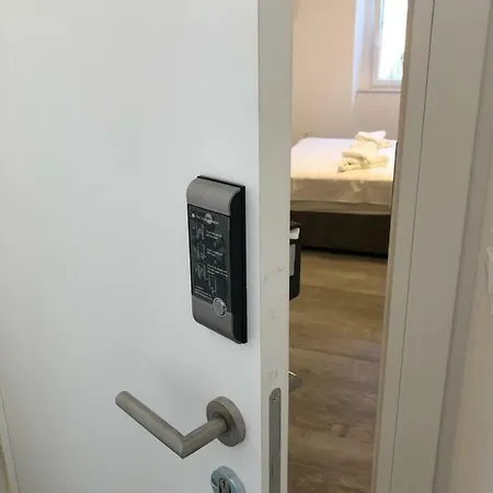 In Te Domine Speravi Volosko, Apartman