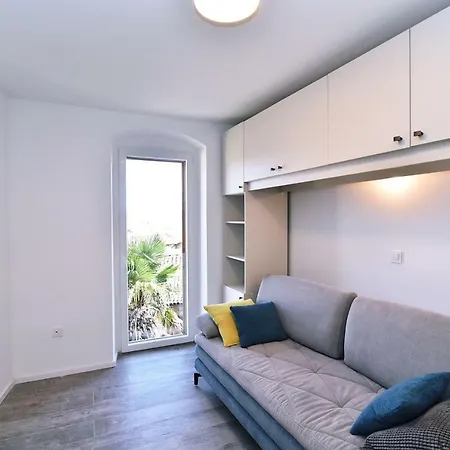 In Te Domine Speravi Volosko, Apartman *